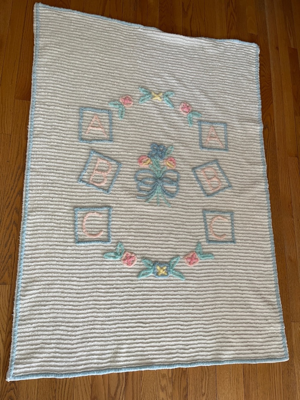 Vtg Chenille Infant Baby Crib Blanket ABC Blocks Floral Pastels MCM Nursery READ
